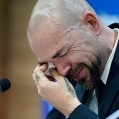 Manolo Gaspar se despide del Málaga entre lágrimas