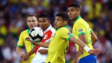 Yoshimar Yotún, Edinson Flores y Anderson Santamaría se quedaron en segundo lugar del torneo mientras que Marchesín, Pizarro y Rodríguez fueron terceros con Argentina.