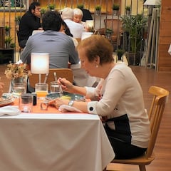 Una soltera, al borde del atragantamiento en ‘First Dates’: “Llamad a la ambulancia”