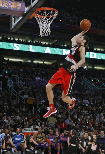 El 15 de febrero de 2009, Rudy disputa el Concurso de mates. En su primer mate homenajeó al fallecido Fernando Martín, primer español en jugar en la NBA, poniéndose su camiseta.