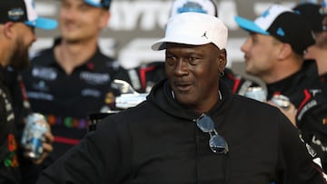 Tyler Reddick le da el Daytona 500 a Michael Jordan