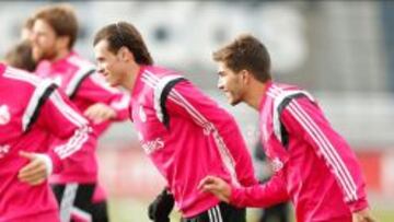 Silva, junto a Bale en el entrenamiento.