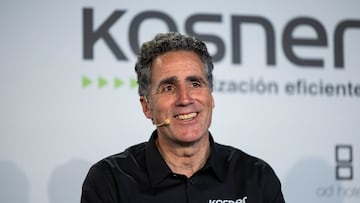 30/01/24 Madrid, Espa?a.
CICLISMO Presentacion equipo kosner - saltoki home para la Skoda titan Desert MIGUEL INDURAIN ENTREVISTA