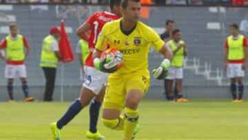 Villar tuvo buenas atajadas en el primer tiempo.