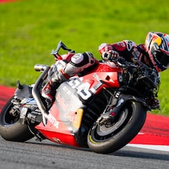 Sin rencor entre Acosta y Márquez por el toque en la curva 3