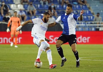 Benzema y Edgar Méndez.