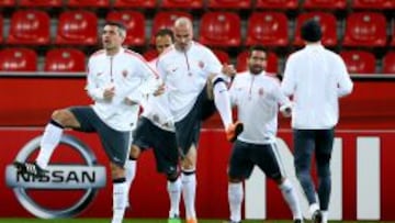Leverkusen-Mónaco: en juego asegurar el pase y sobrevivir