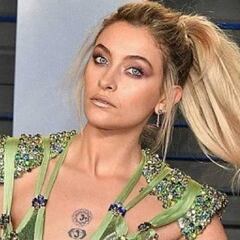 La hija de Michael Jackson posa en topless en Instagram