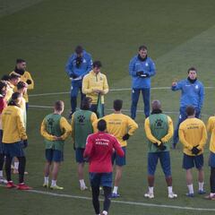 La plantilla prefiere tener continuidad en el modelo