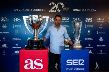 AS y SER celebran los 20 años del Doblete del Valencia