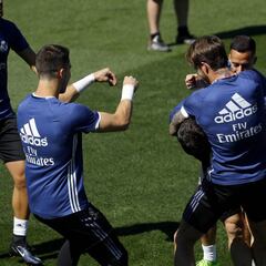 El Madrid pasa examen final ante el Málaga de Míchel