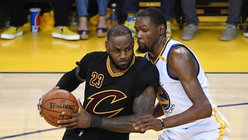 NBA admits refs missed Durant's late fouls on LeBron James