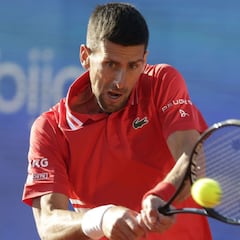 Un ofuscado Djokovic cae en Belgrado frente a Karatsev