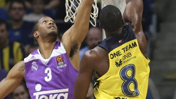 El Fenerbahçe, sancionado por lanzamiento de objetos