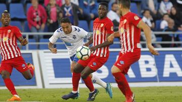 Jugadores del Almería en un partido ante el Tenerife.