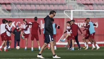 Entrenamiento del Sevilla.