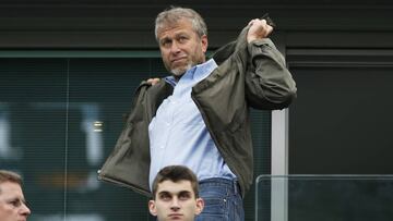 Roman Abramovich, durante un partido del Chelsea en el palco de Stamford Bridge.