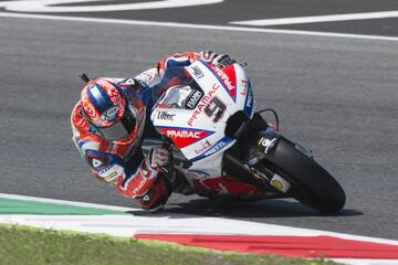 Las Ducati corren tanto que incluso las del equipo satélite Pramac son capaces de alcanzar velocidades asombrosas. Es el caso de Petrucci durante la carrera de Italia de 2018, ya por debajo de los 356 km/h… pero por muy, muy poco.