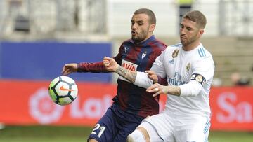 Sergio Ramos deja el campo 5 minutos para ir al baño