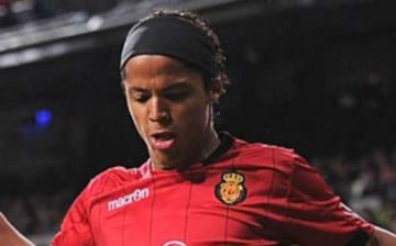 El delantero mexicano jugó a préstamo en el Mallorca en la campaña 2012-13.