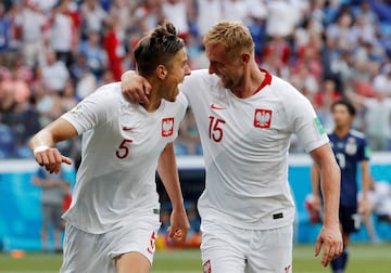 A pesar de tener a Robert Lewandoski como referente en el ataque, poco pudo hacer el delantero del Bayern Munich para poner a su equipo en la siguiente ronda. Iniciaron con el pie izquierdo ante Senegal con derrota 2-1, recibieron una goleada de 3-0 a manos de Colombia y, aunque consiguieron la victoria por la mínima ante Japón, ya era demasiado tarde para sus aspiraciones.