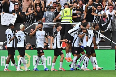 Primera crisis de Filipe Luís con escándalo del VAR