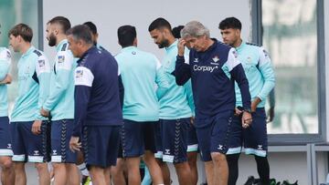 Pellegrini, en un entrenamiento de esta semana.