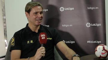 Representando a LaLiga, el exjugador argentino estuvo en el país para hablar de la importancia de la Liga de España, su crecimiento y sus opiniones sobre los futbolistas colombianos.