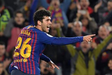 El jugador del Barcelona Aleñá celebra el 2-0 al Villarreal. 