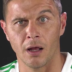 El vacile de Joaquín a los fans que le paran por la calle