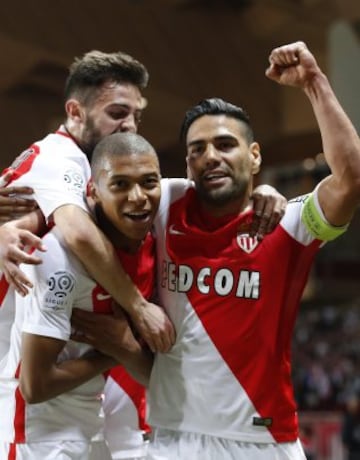 Mónaco y Falcao celebran: ¡Campeones de Francia!