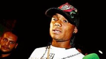 <b>NELSON EN JABUGO. </b>Aproximadamente a las 23.10 horas llegó el lateral derecho portugués.