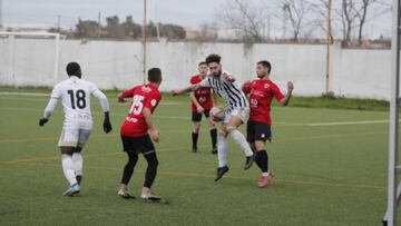Imagen de un partido del Badajoz B.