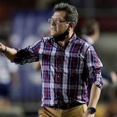 Las primeras palabras de Hugo Pérez por el conflicto en El Salvador