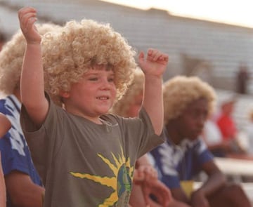 La afición se unió al festejo del Pibe Valderrama Day. El colombiano era uno de los favoritos para los niños.