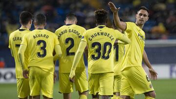 Los jugadores del Villarreal celebran uno de sus goles en el encuentro de Europa League.