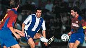 <b>PARTIDO, PRIMERA FOTO Y PANCARTAS</B>. El Espanyol se estrenó en la pretemporada con victoria ante LEscala, de Regional Preferente.