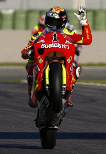 En 2007 sigui車 con Aprilia y volvi車 a ganar el Campeonato del Mundo de 250cc m芍s c車modamente que la temporada anterior al ganar nueve carreras, lo que le brind車 la oportunidad de dar el salto a la categor赤a reina del motociclismo.