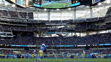 El calendario de 18 Semanas de la NFL termina el domingo por la noche con el enfrentamiento entre Chargers y Raiders, un partido a ganar o morir.