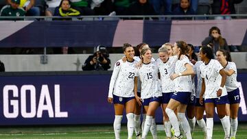 LOS ANGELES, CALIFORNIA - MARCH 03: The United States celebrate a goal by Jenna Nighswonger #3 against Columbia in the first half during the quarterfinals of 2024 Concacaf W Gold Cup at BMO Stadium on March 03, 2024 in Los Angeles, California.   Ronald Martinez/Getty Images/AFP (Photo by RONALD MARTINEZ / GETTY IMAGES NORTH AMERICA / Getty Images via AFP)