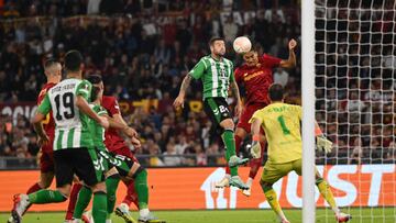 ROME, ITALY - OCTOBER 06: Aitor Ruibal of Real Betis contends for the aerial ball with Chris Smalling of AS Roma as Claudio Bravo during the UEFA Europa League group C match between AS Roma and Real Betis at Stadio Olimpico on October 06, 2022 in Rome, Italy. (Photo by Tullio Puglia - UEFA/UEFA via Getty Images)