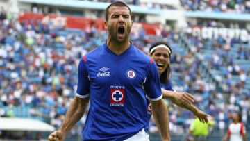 'Tito' Villa alabó al 'Cabecita' Rodríguez por su paso goleador