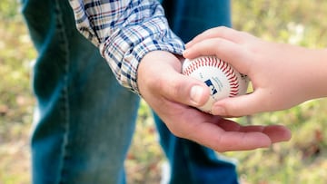 Niño béisbol
