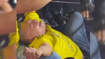 El momento del festejo del padre de Luis Díaz