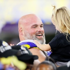 Former Rams LT Andrew Whitworth says people want him to join the Cowboys but do they want him?