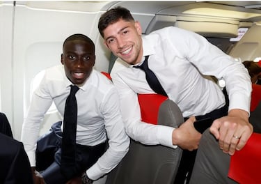Ferland Mendy y Federico Valverde.

 