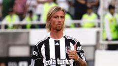 Guti, presentado con honores de galáctico