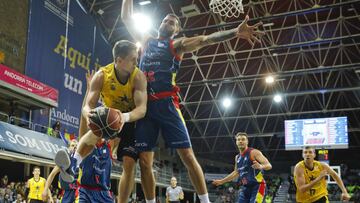 Jaime Fernández, luz en un duelo marcado por las defensas