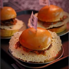 Ni en Madrid ni en Barcelona: la mejor hamburguesa de España en 2025 está en este lugar y cuesta menos de 17 euros
