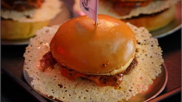 Ni en Madrid ni en Barcelona: la mejor hamburguesa de España en 2025 está en este lugar y cuesta menos de 17 euros